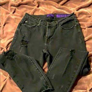 Indigo rein black distressed denim stretchy